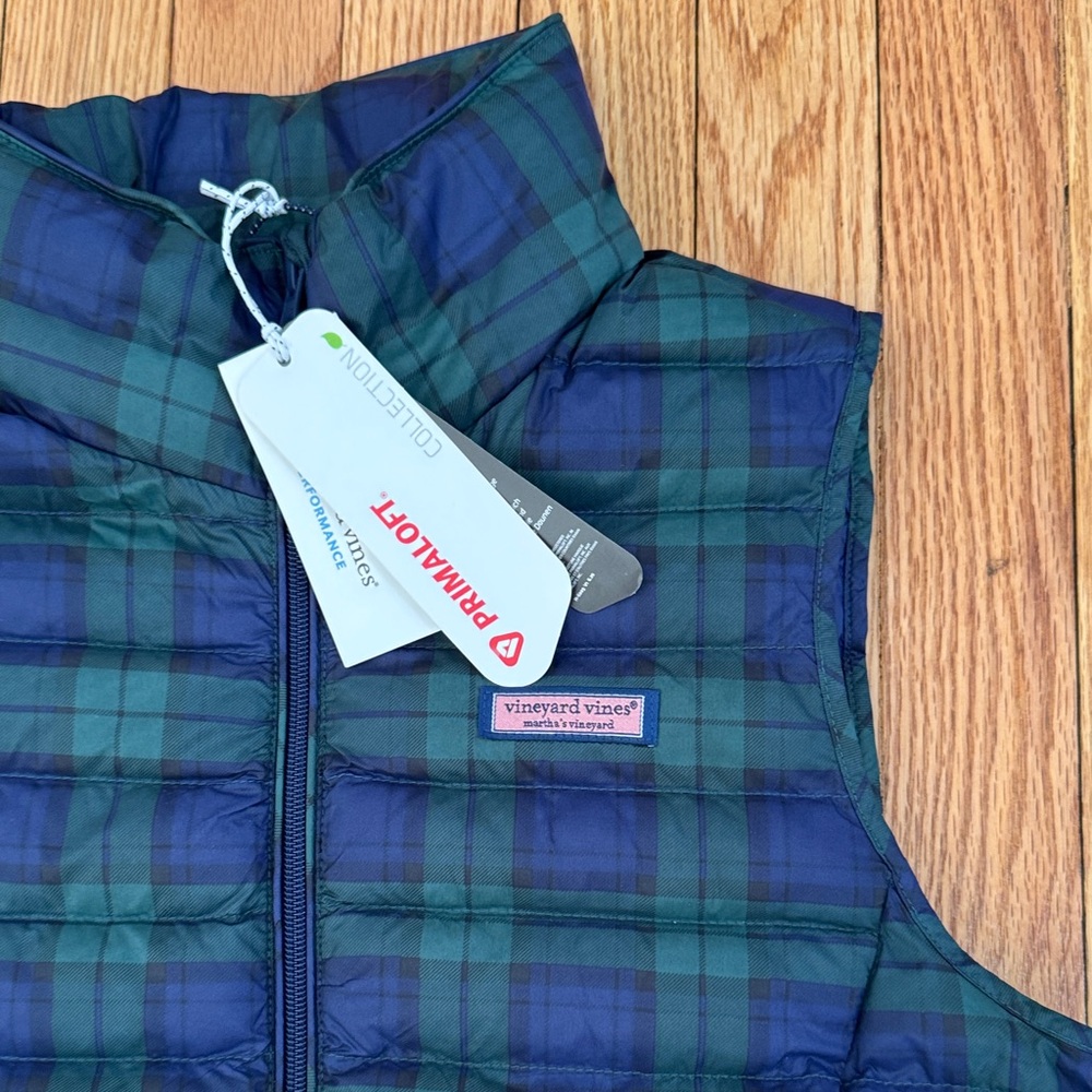 Vineyard Vines performance puffer vest NWT